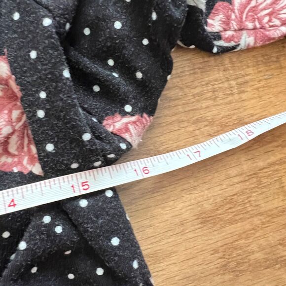 Torrid Dress Size 0/0X Mini Jersey Wrap Floral Rose Polka Dot Black White Pink - Picture 6 of 10